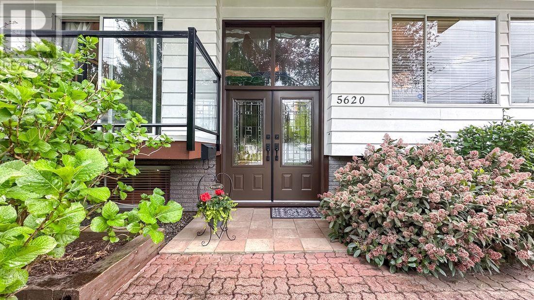 5620 Gilpin Street, Burnaby, British Columbia  V5G 2H9 - Photo 2 - R2996211