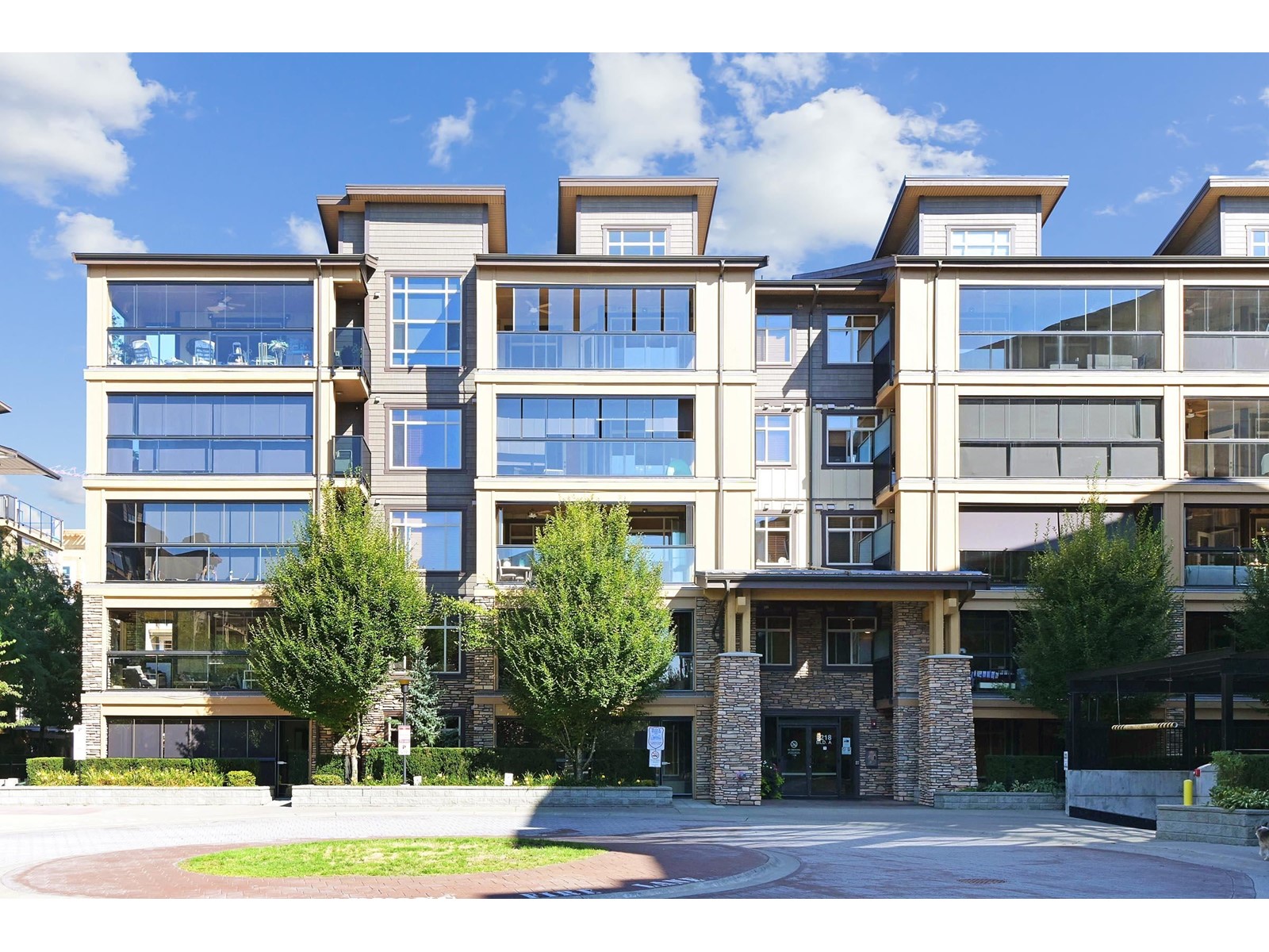 A402 8218 207a Street, Langley, British Columbia  V2Y 0X9 - Photo 1 - R2996866