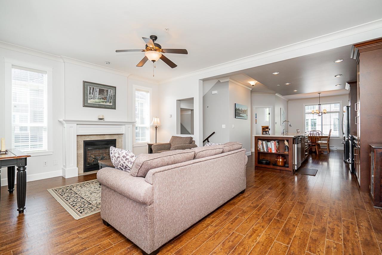 39 45290 Soowahlie Crescent, Garrison Crossing, Chilliwack, British Columbia  V2R 0S6 - Photo 5 - R2996851