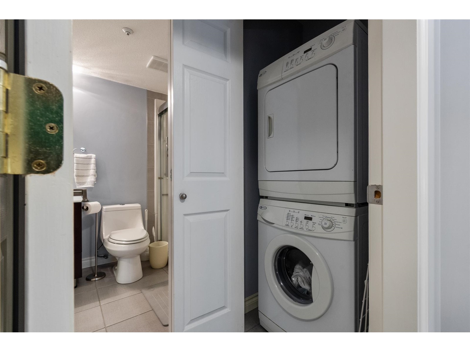 303 13860 70 Avenue, Surrey, British Columbia  V3W 0S1 - Photo 15 - R2982953