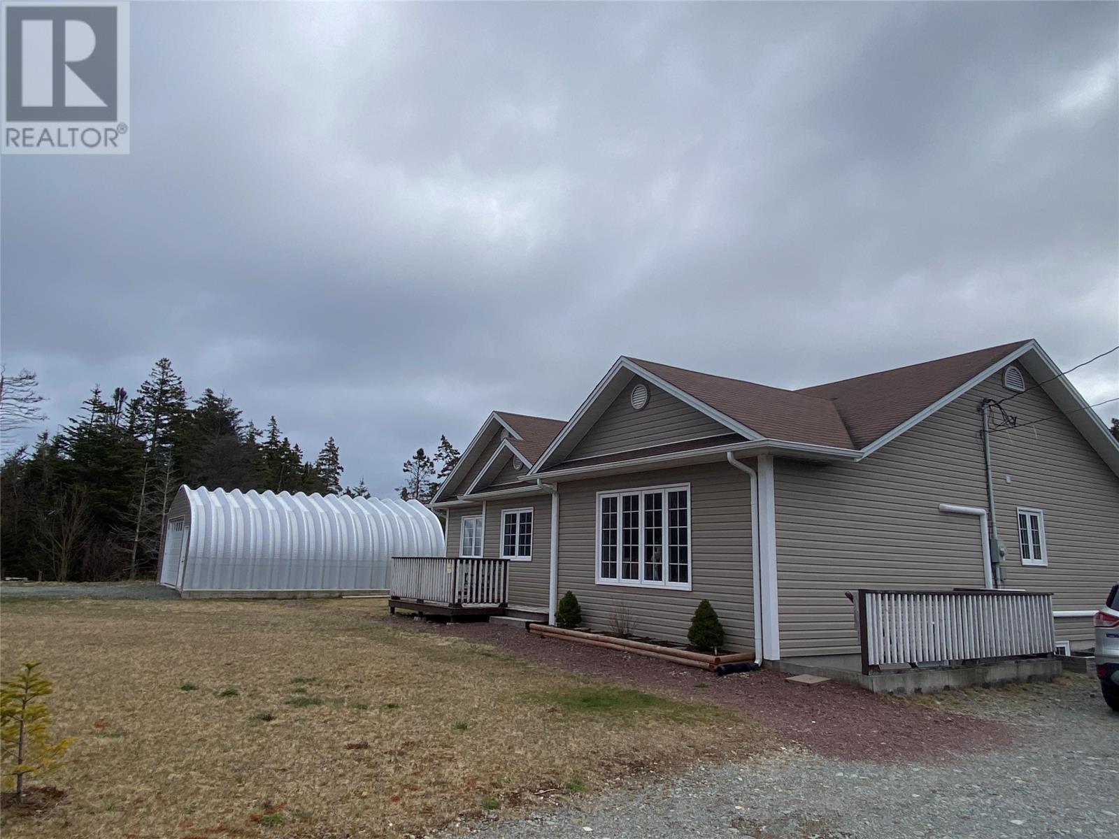 Property at 189 North River Road image 4