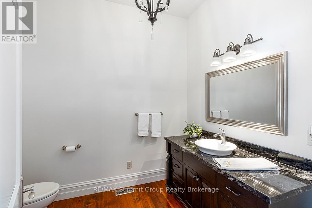 194109 Grey Road 13, Grey Highlands, Ontario  N0C 1E0 - Photo 21 - X12120440