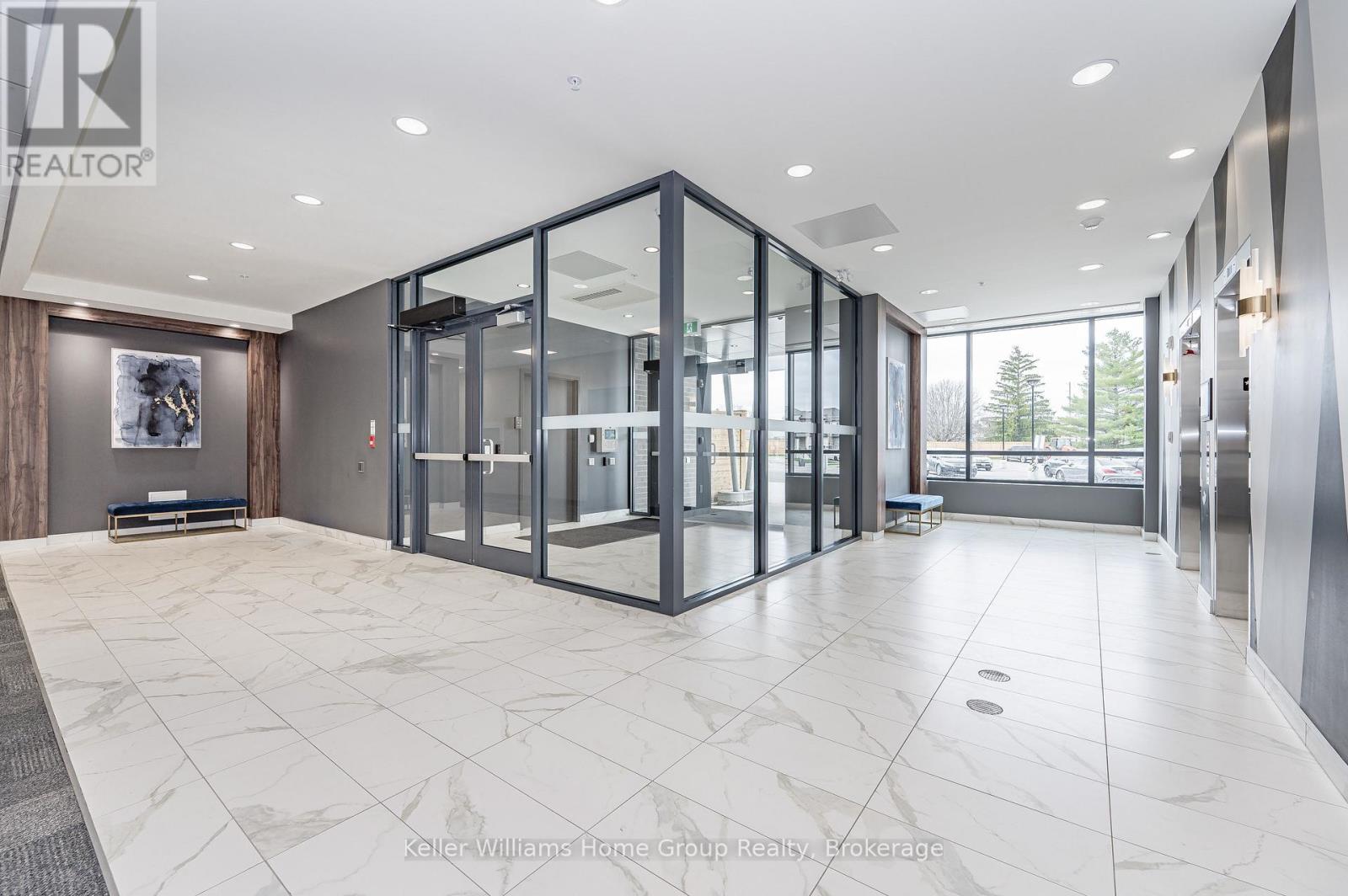 105 - 26 Lowes Road W, Guelph, Ontario  N1G 0H4 - Photo 4 - X12120490