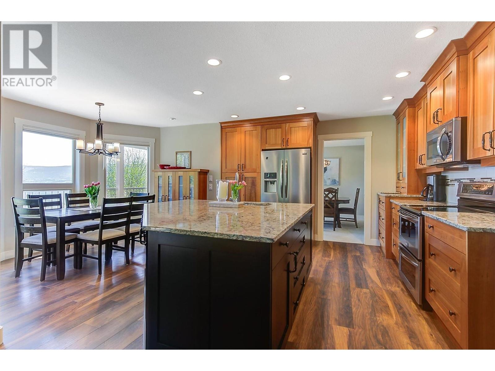 2341 Thacker Drive, West Kelowna, British Columbia  V1Z 1V6 - Photo 3 - 10345756