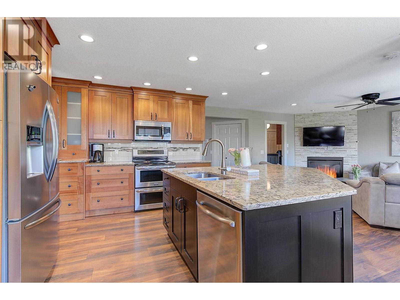 2341 Thacker Drive, West Kelowna, British Columbia  V1Z 1V6 - Photo 6 - 10345756