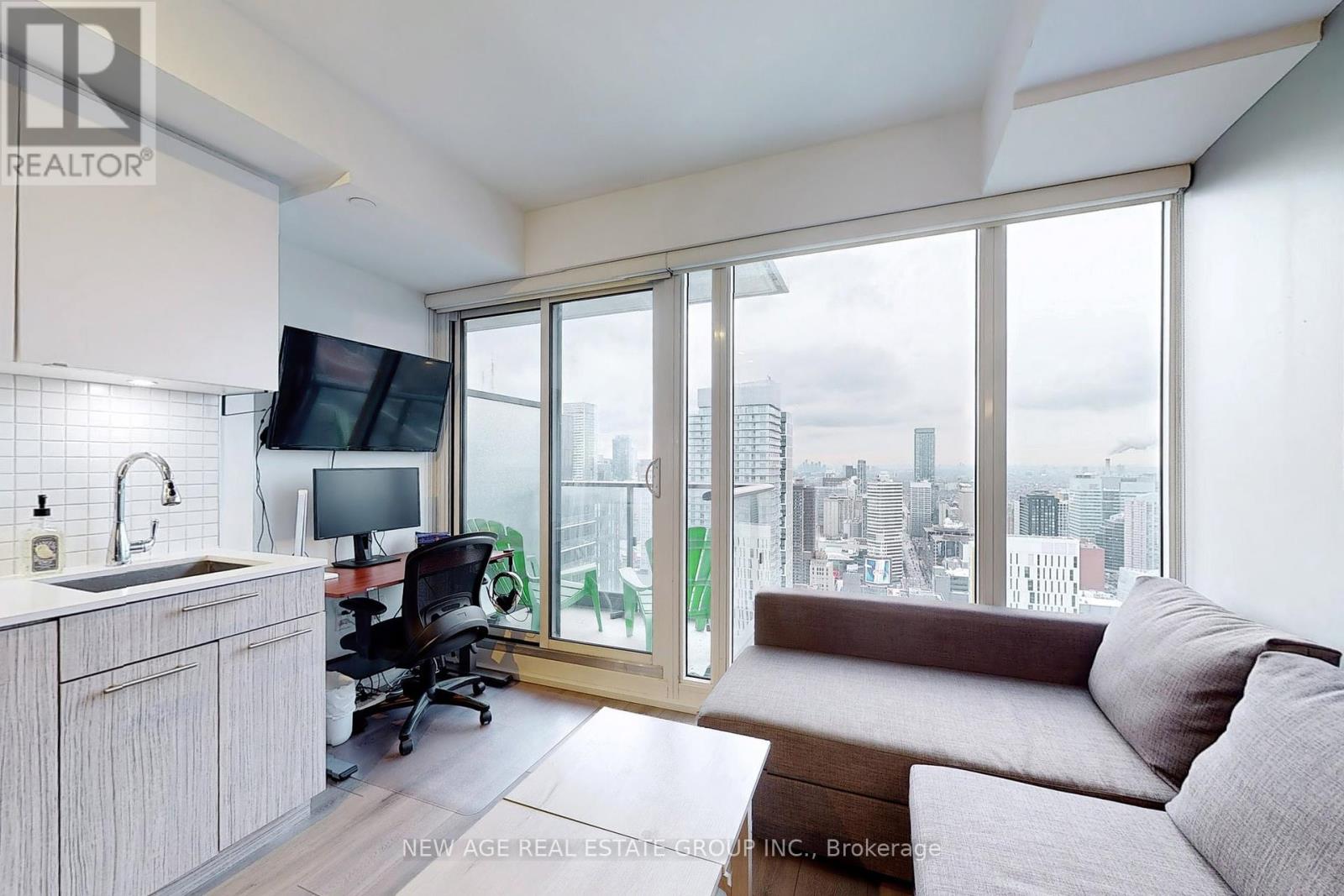 4807 - 251 Jarvis Street E, Toronto, Ontario  M5B 2C2 - Photo 12 - C12120237