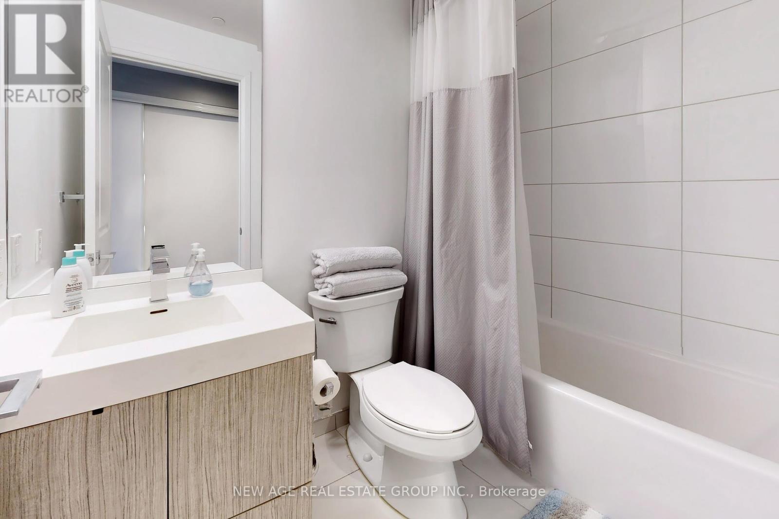 4807 - 251 Jarvis Street E, Toronto, Ontario  M5B 2C2 - Photo 23 - C12120237