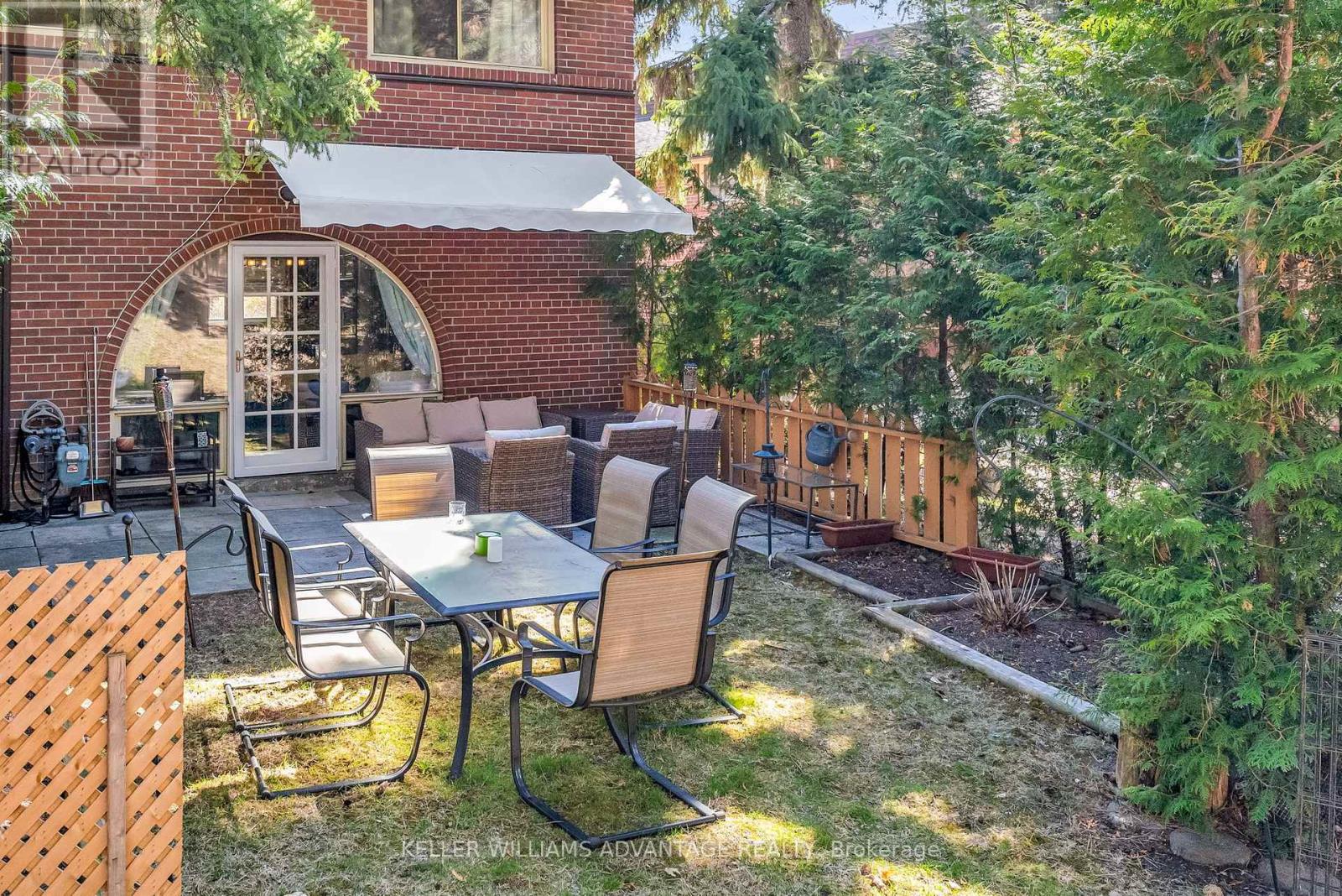 67 - 6 Esterbrooke Avenue, Toronto, Ontario  M2J 2C2 - Photo 10 - C12120280
