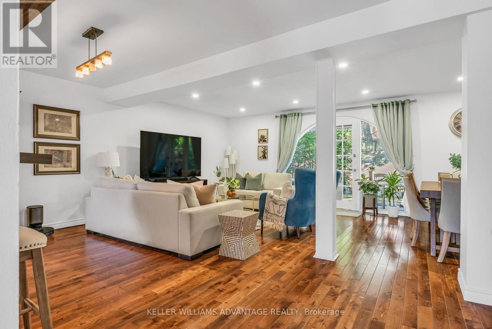 Property at 67 - 6 ESTERBROOKE AVENUE image 2