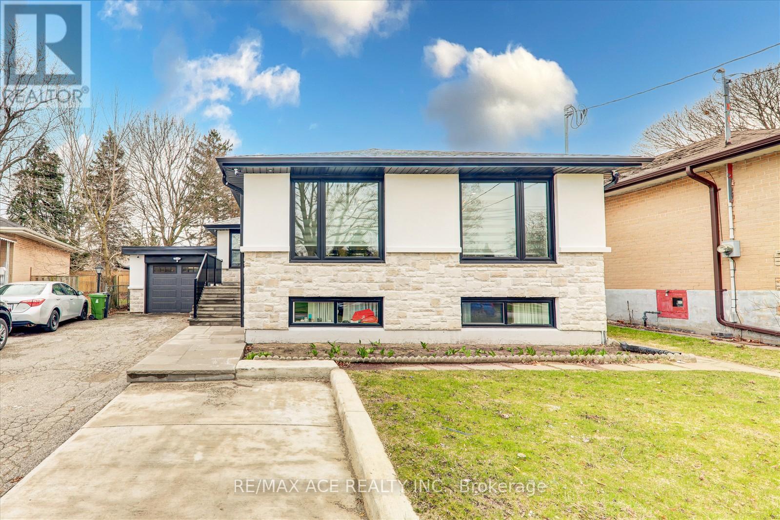 Property at 35 DARLINGSIDE DRIVE image 1