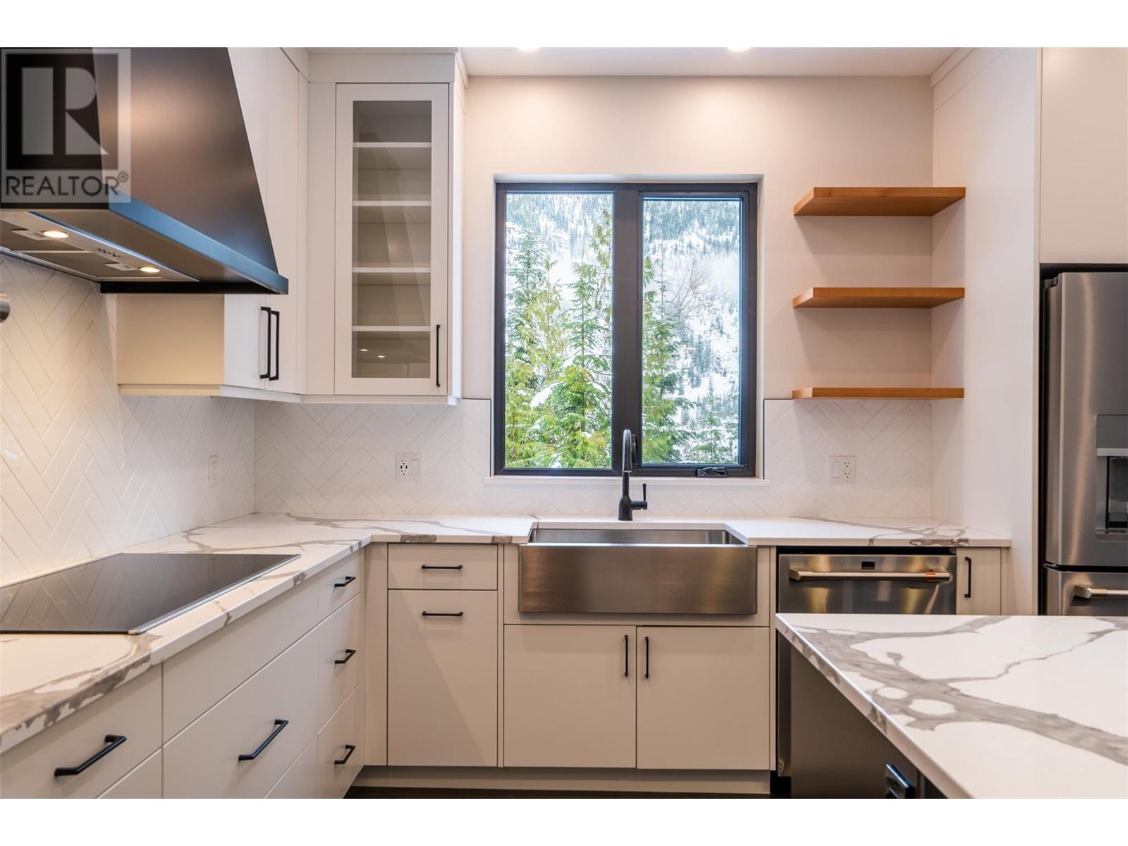 1350 Kai Road, Nelson, British Columbia  V1L 7G1 - Photo 23 - 10330712