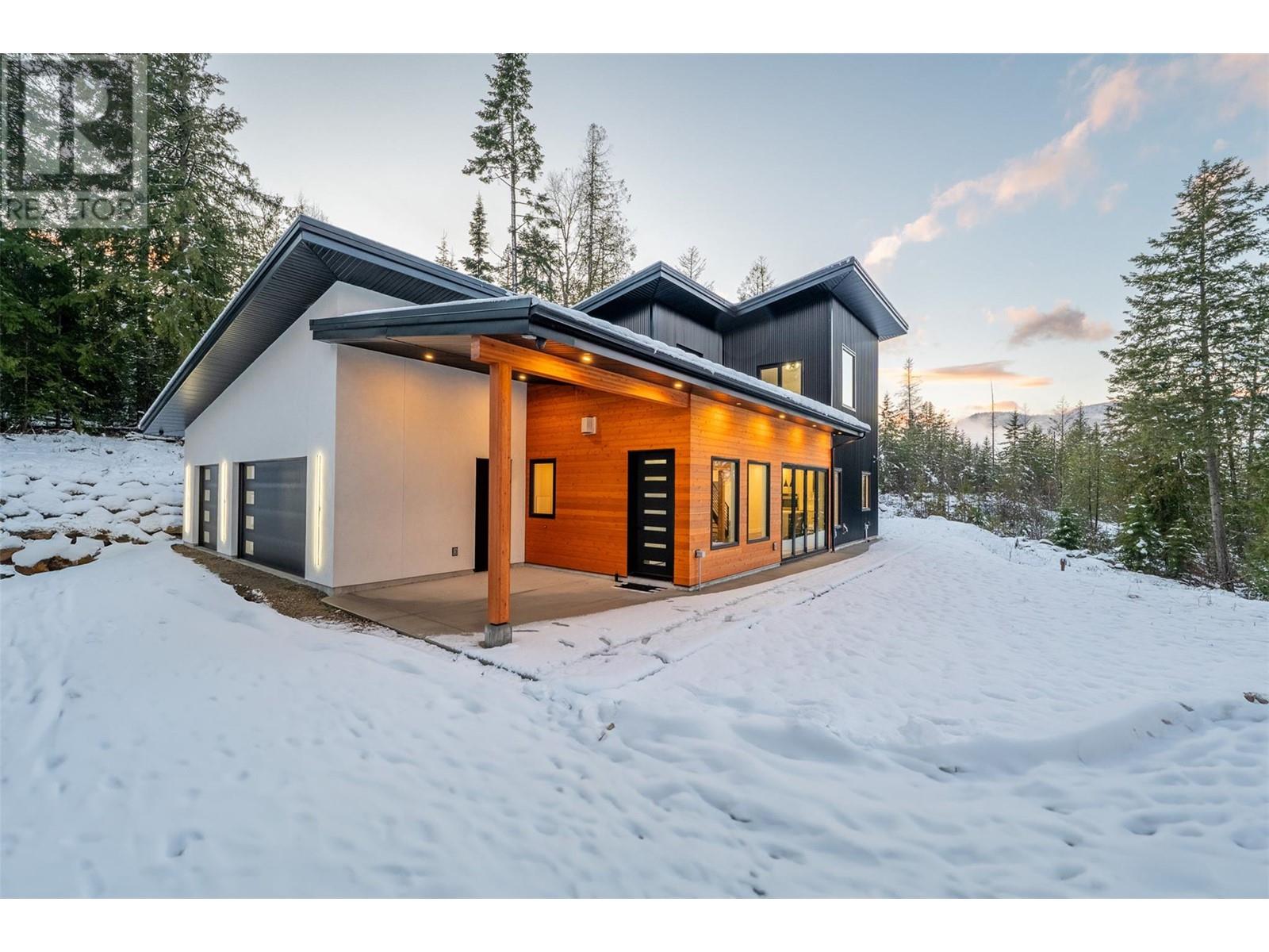 1350 Kai Road, Nelson, British Columbia  V1L 7G1 - Photo 83 - 10330712