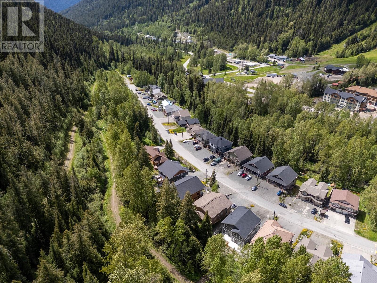 1365 Burfield Drive, Sun Peaks, British Columbia  V0E 5N0 - Photo 2 - 10330982