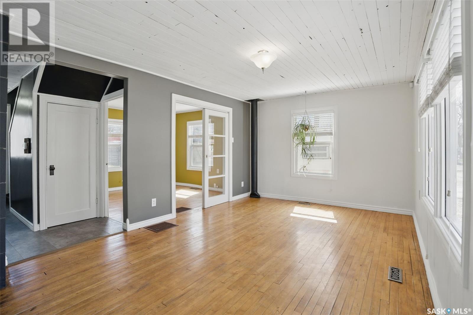 1212 F Avenue N, Saskatoon, Saskatchewan  S7L 1X3 - Photo 5 - SK003956