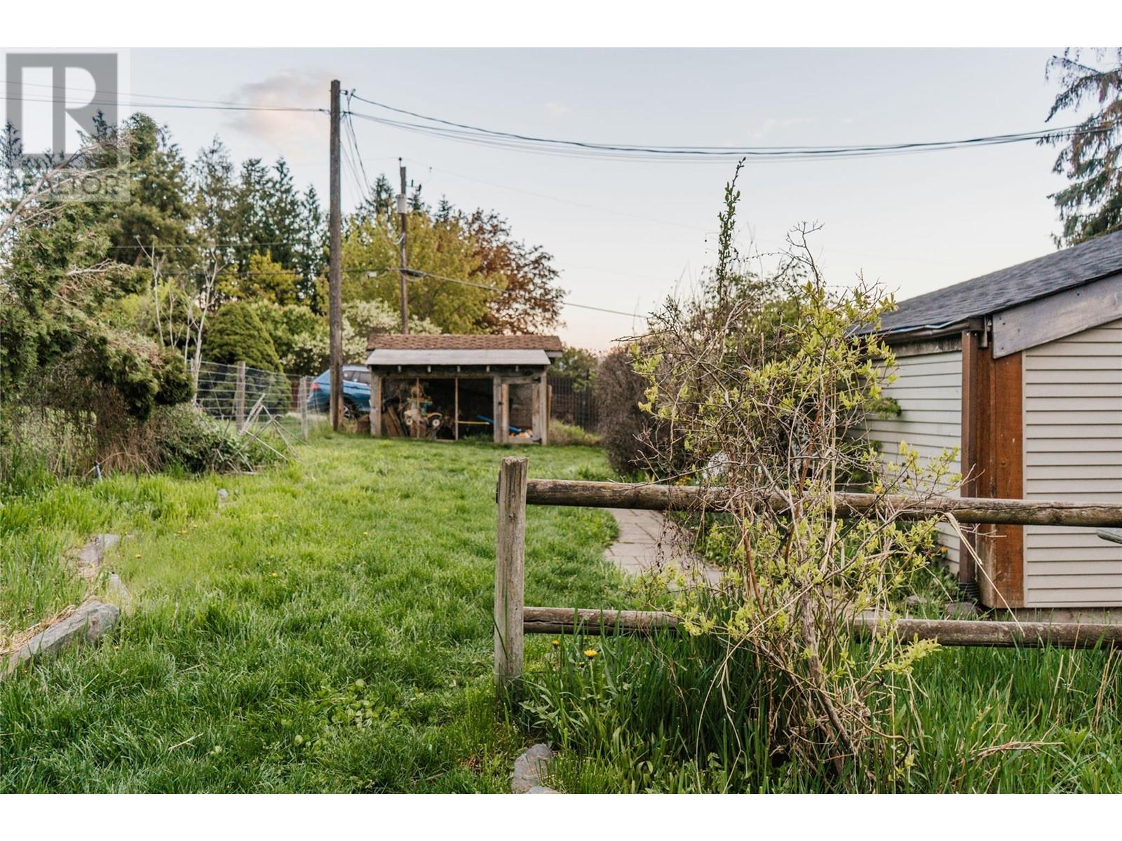 6802 Mulberry Road, Vernon, British Columbia  V1B 3T9 - Photo 77 - 10339941
