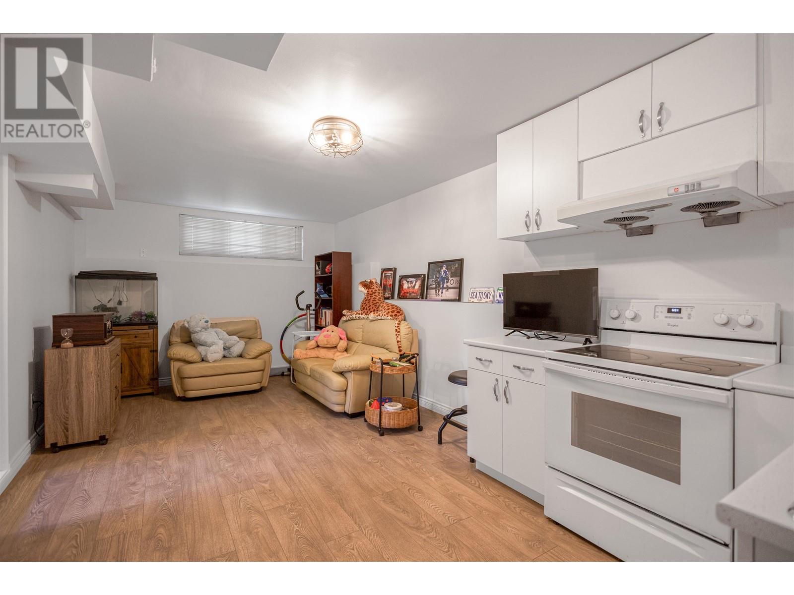 5540 Parker Street, Burnaby, British Columbia  V5B 1Z7 - Photo 25 - R2997410