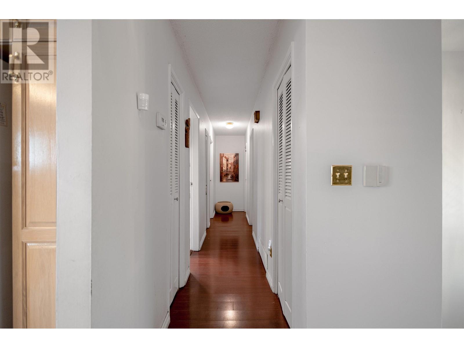 5540 Parker Street, Burnaby, British Columbia  V5B 1Z7 - Photo 15 - R2997410