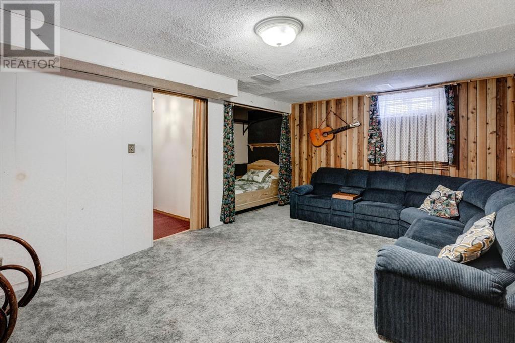23 Whitman Close Ne, Calgary, Alberta  T1Y 4H3 - Photo 21 - A2216827