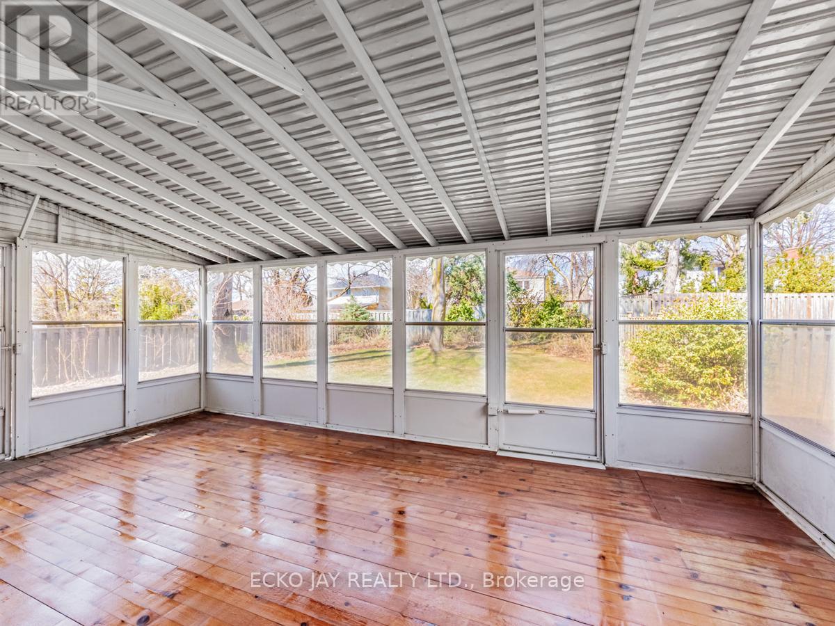 14 Parfield Drive, Toronto (Henry Farm), Ontario  M2J 1B9 - Photo 37 - C12120380