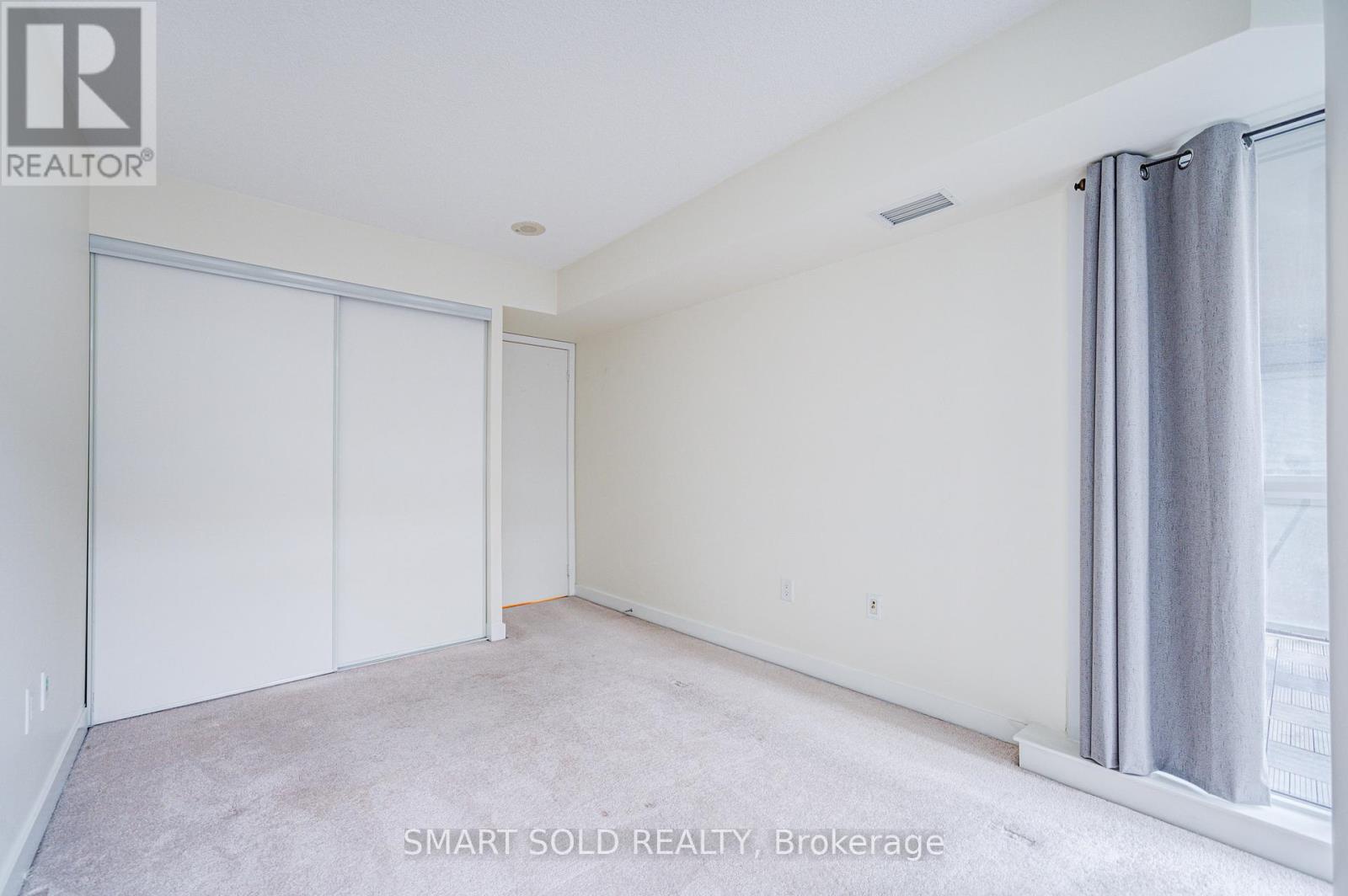 736 - 151 Dan Leckie Way, Toronto (Waterfront Communities), Ontario  M5V 4B2 - Photo 8 - C12120382