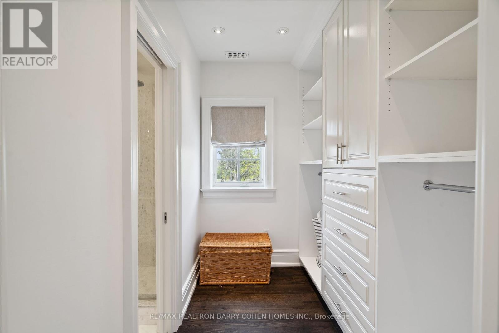 15 Park Lane Circle, Toronto, Ontario  M3B 1Z8 - Photo 19 - C12120460