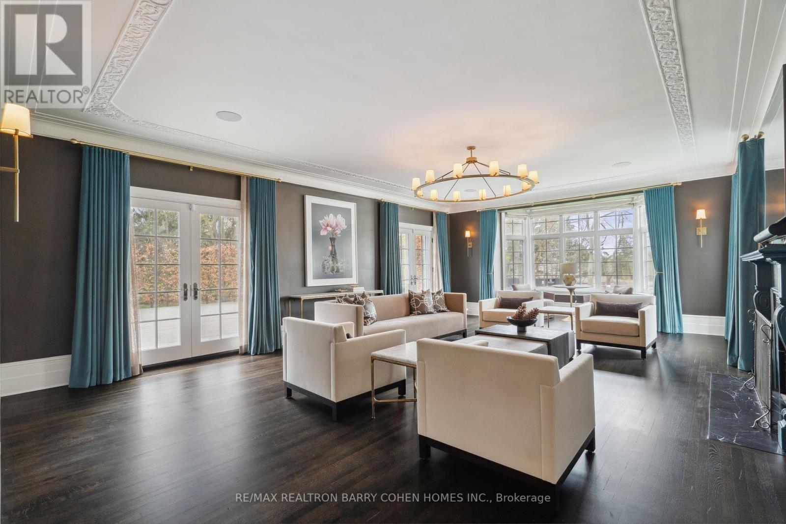 15 Park Lane Circle, Toronto, Ontario  M3B 1Z8 - Photo 6 - C12120460
