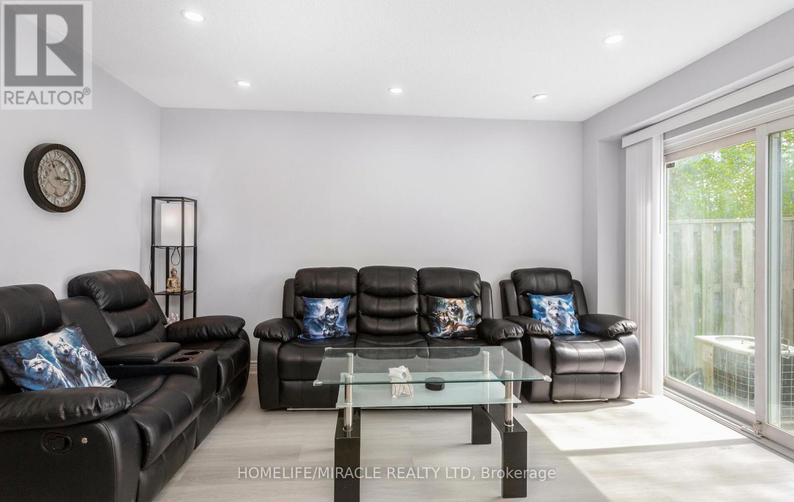 2 - 2 Craigleigh Crescent, Brampton (Avondale), Ontario  L6T 2E3 - Photo 11 - W12120227