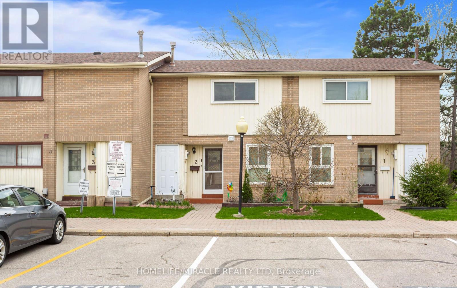 Property at 2 - 2 CRAIGLEIGH CRESCENT image 2