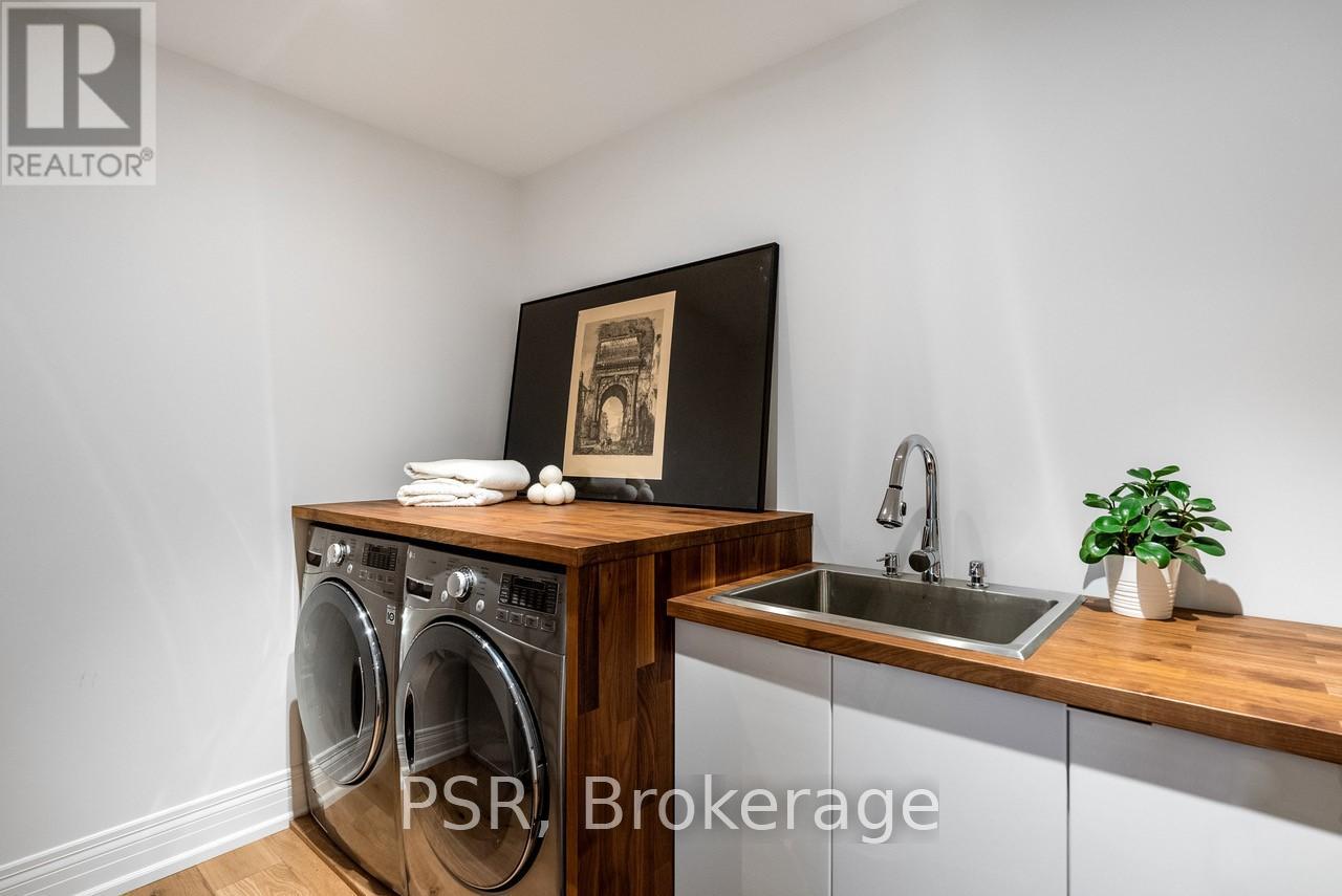 25 Putney Road, Toronto, Ontario  M8W 2K6 - Photo 18 - W12120231