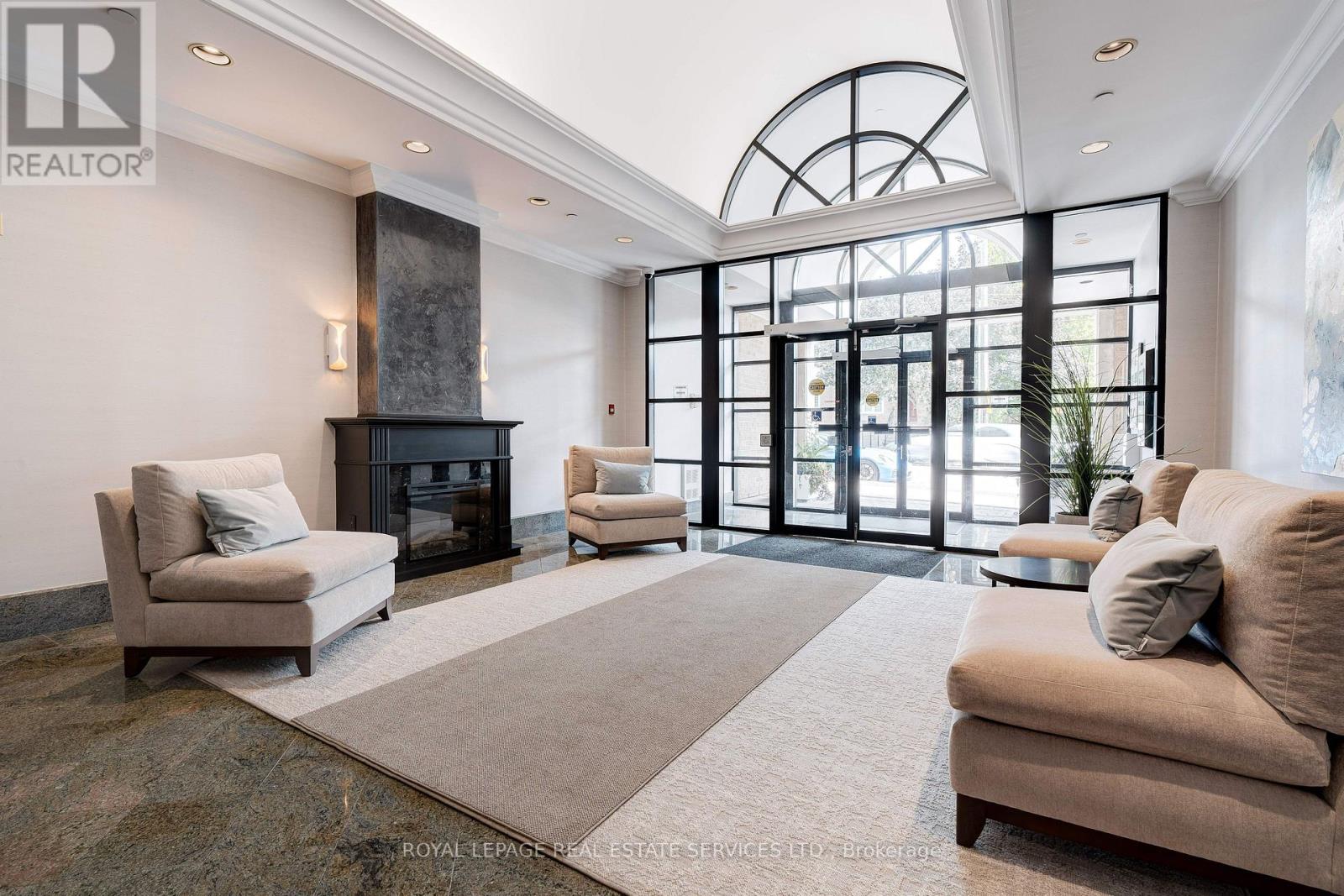 Ph8 - 221 Robinson Street, Oakville, Ontario  L6J 7N9 - Photo 6 - W12120292