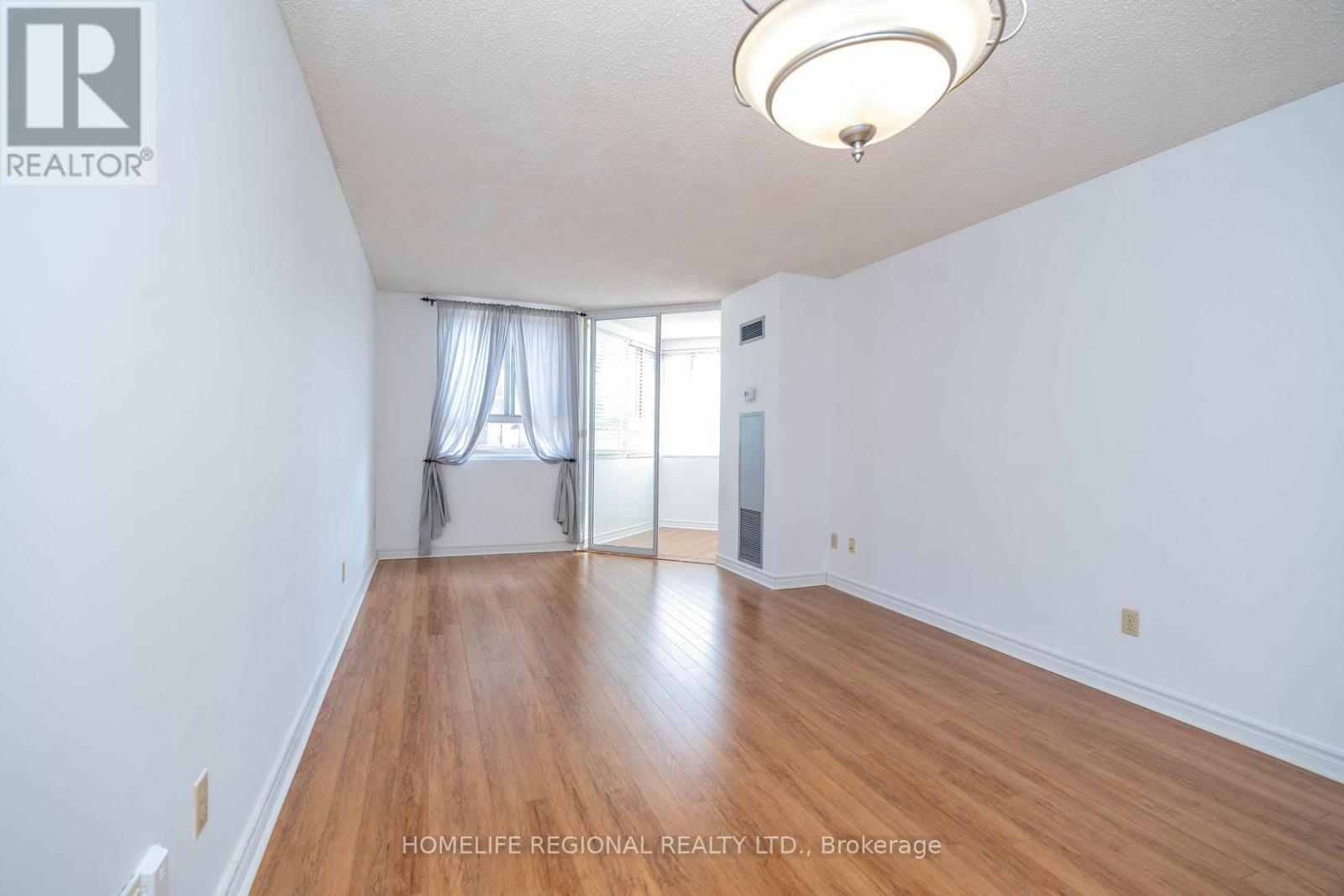 412 - 4 Park Vista, Toronto (O'connor-Parkview), Ontario  M4B 3M8 - Photo 10 - E12120403