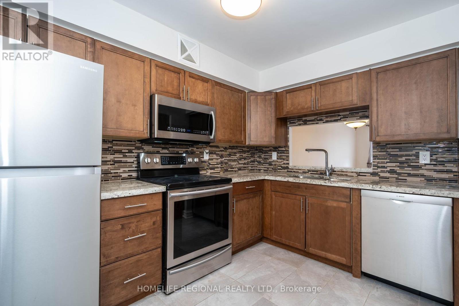 412 - 4 Park Vista, Toronto (O'connor-Parkview), Ontario  M4B 3M8 - Photo 6 - E12120403