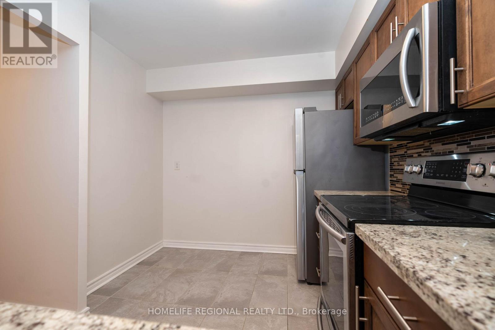412 - 4 Park Vista, Toronto, Ontario  M4B 3M8 - Photo 8 - E12120403