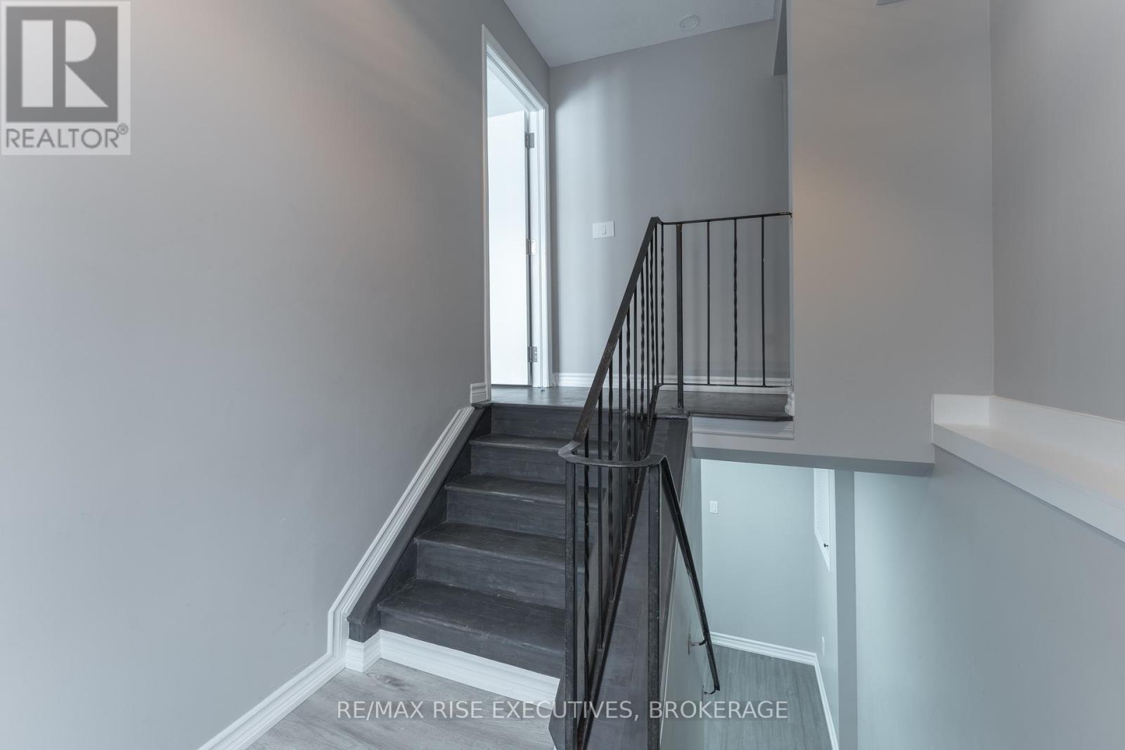 1 - 766 Cataraqui Woods Drive, Kingston, Ontario  K7P 2R1 - Photo 6 - X12120582