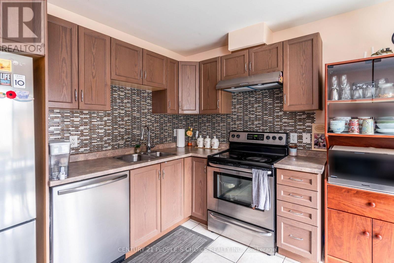 7 - 1540 Upper Gage Avenue, Hamilton, Ontario  L8W 1E7 - Photo 15 - X12120312