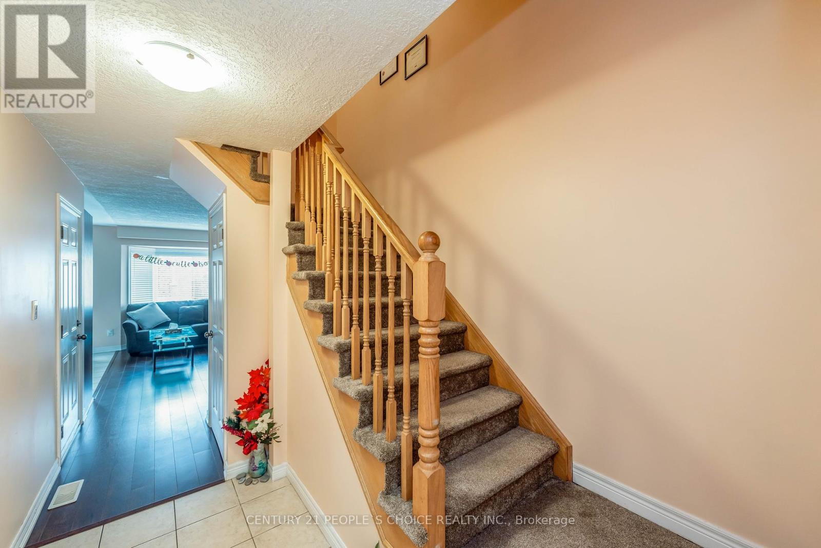 7 - 1540 Upper Gage Avenue, Hamilton, Ontario  L8W 1E7 - Photo 7 - X12120312
