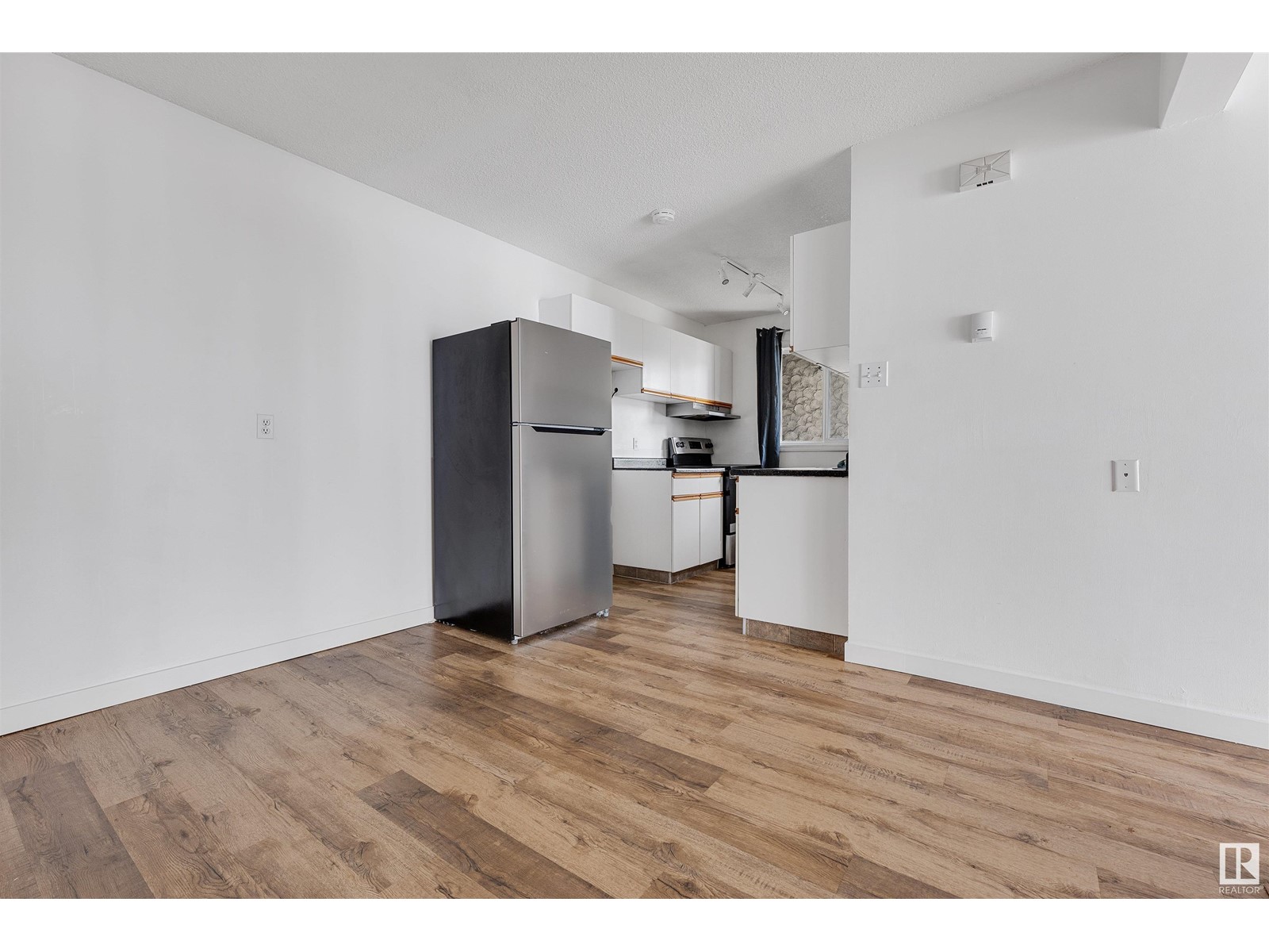 1c Meadowlark Vg Nw, Edmonton, Alberta  T5R 5X3 - Photo 10 - E4434098