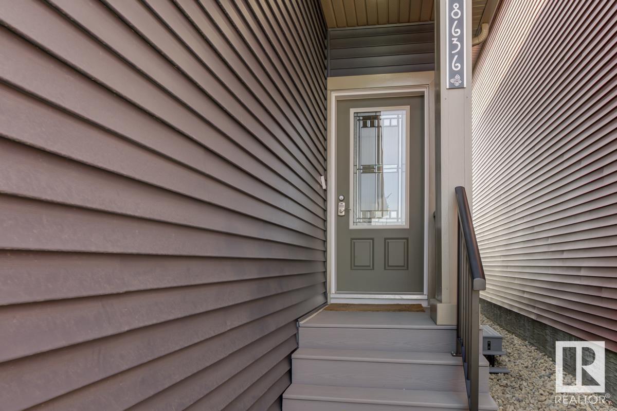 8636 223 St Nw, Edmonton, Alberta  T5T 7L6 - Photo 5 - E4434099