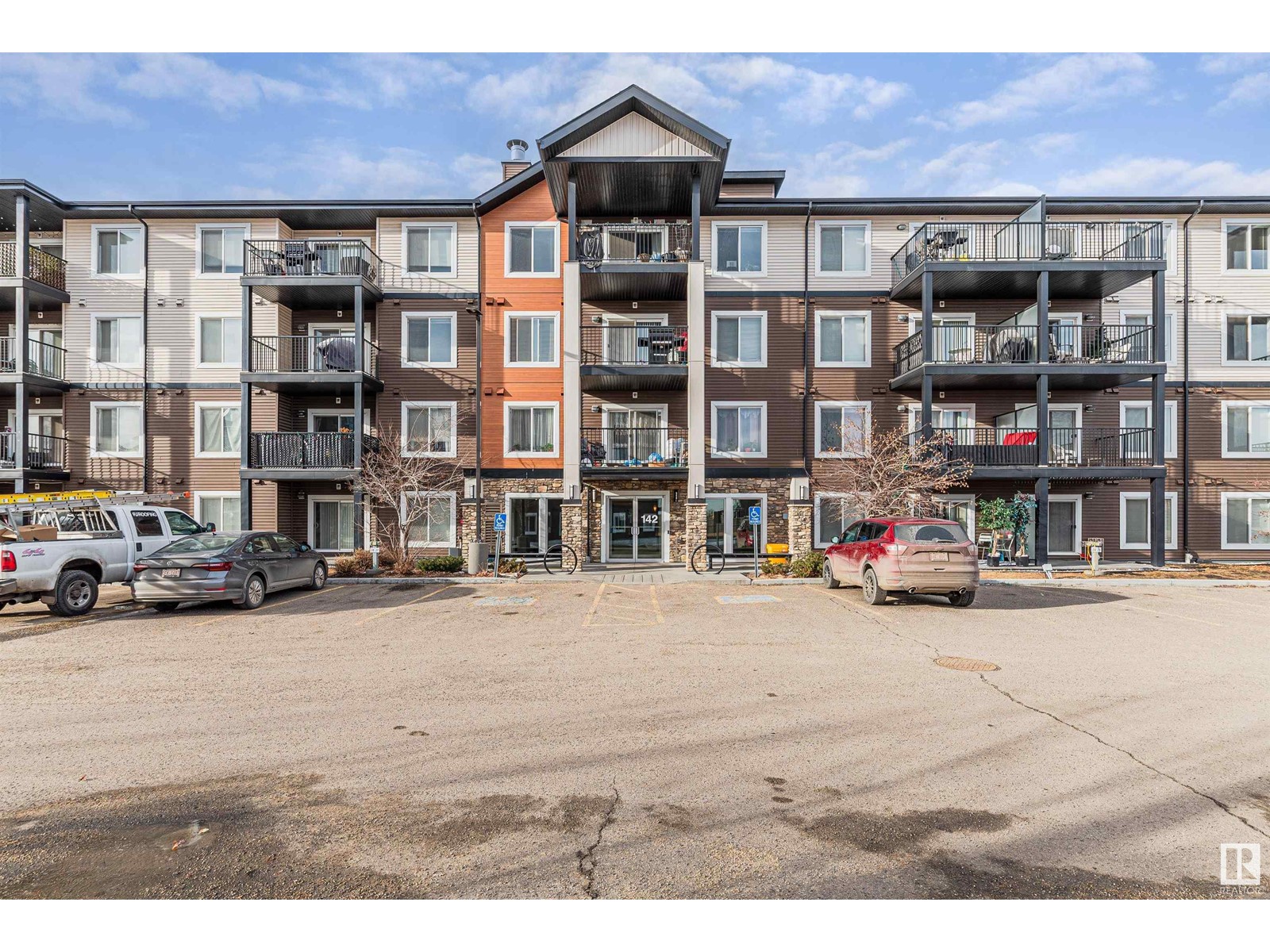 Property at #114 142 EBBERS BV NW image 3