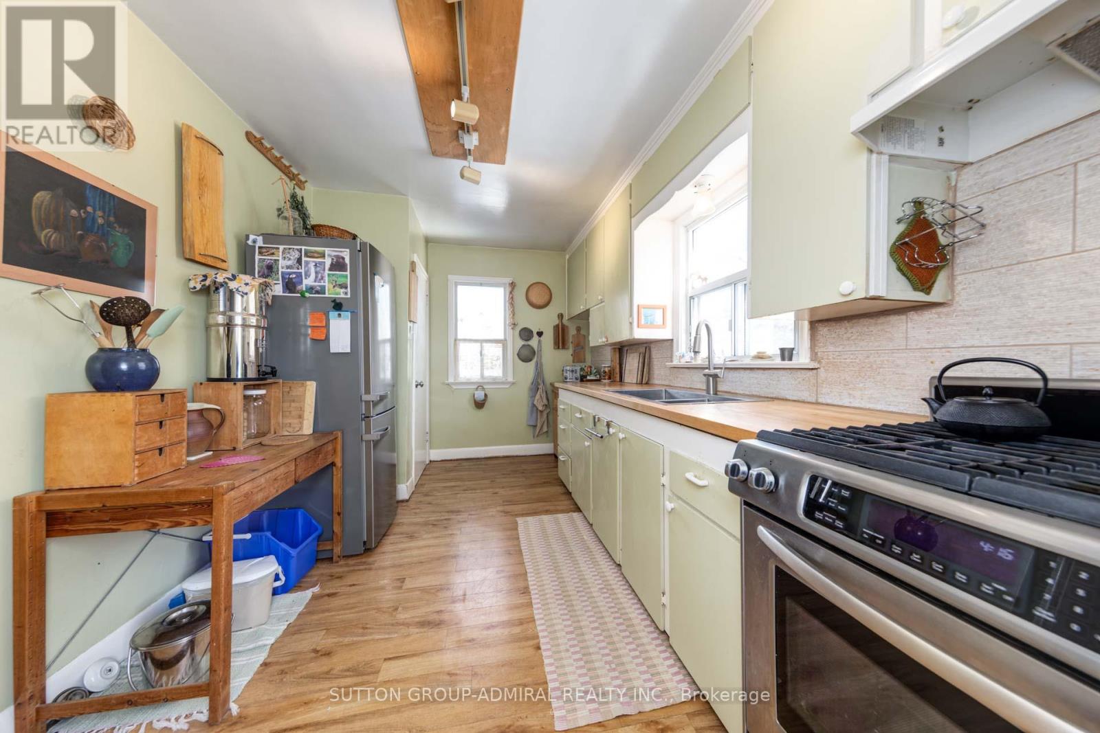 243 Ruggles Avenue, Richmond Hill (Harding), Ontario  L4C 1Y6 - Photo 13 - N12120354
