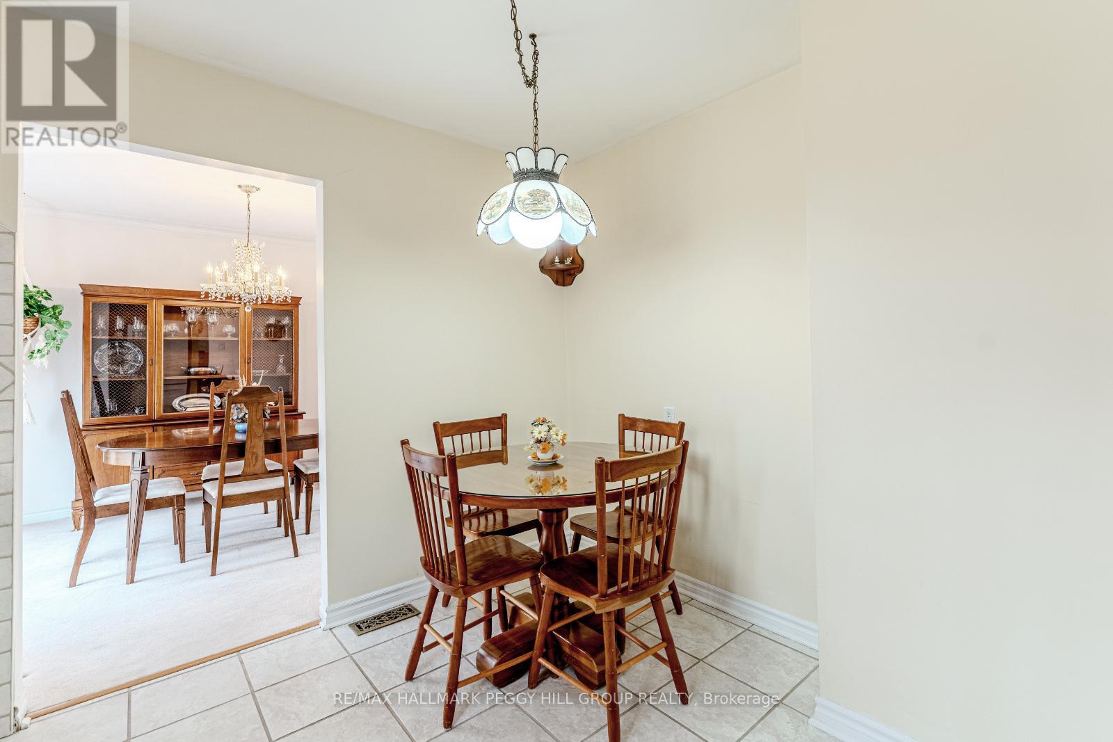 3782 Whitecap Drive, Innisfil, Ontario  L9S 2L4 - Photo 8 - N12120481