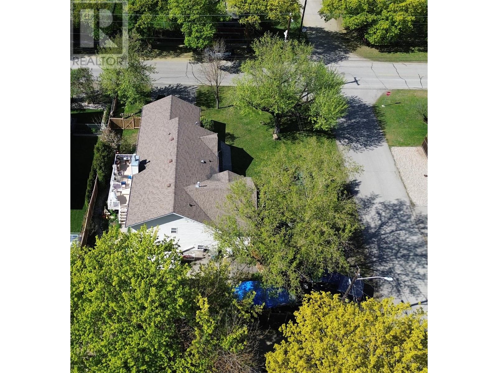 8390 Riverside Drive, Grand Forks, British Columbia  V0H 1H0 - Photo 3 - 10345906