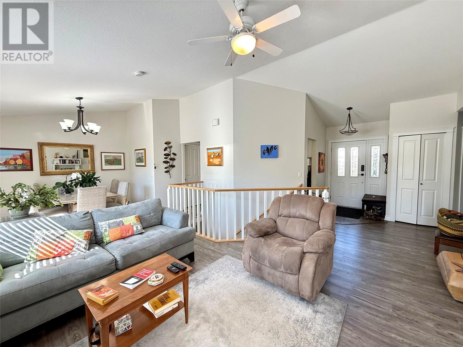 8390 Riverside Drive, Grand Forks, British Columbia  V0H 1H0 - Photo 4 - 10345906