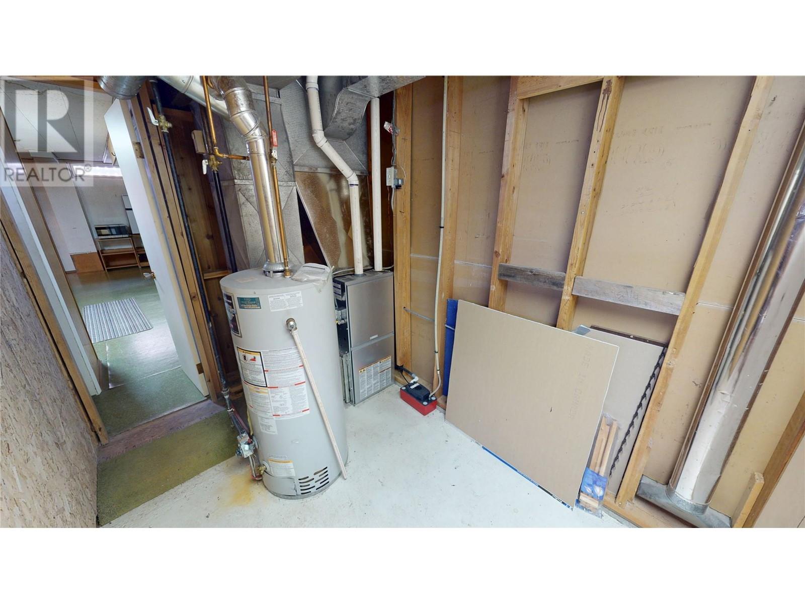309 19th Avenue S, Cranbrook, British Columbia  V1C 3E3 - Photo 26 - 10345992