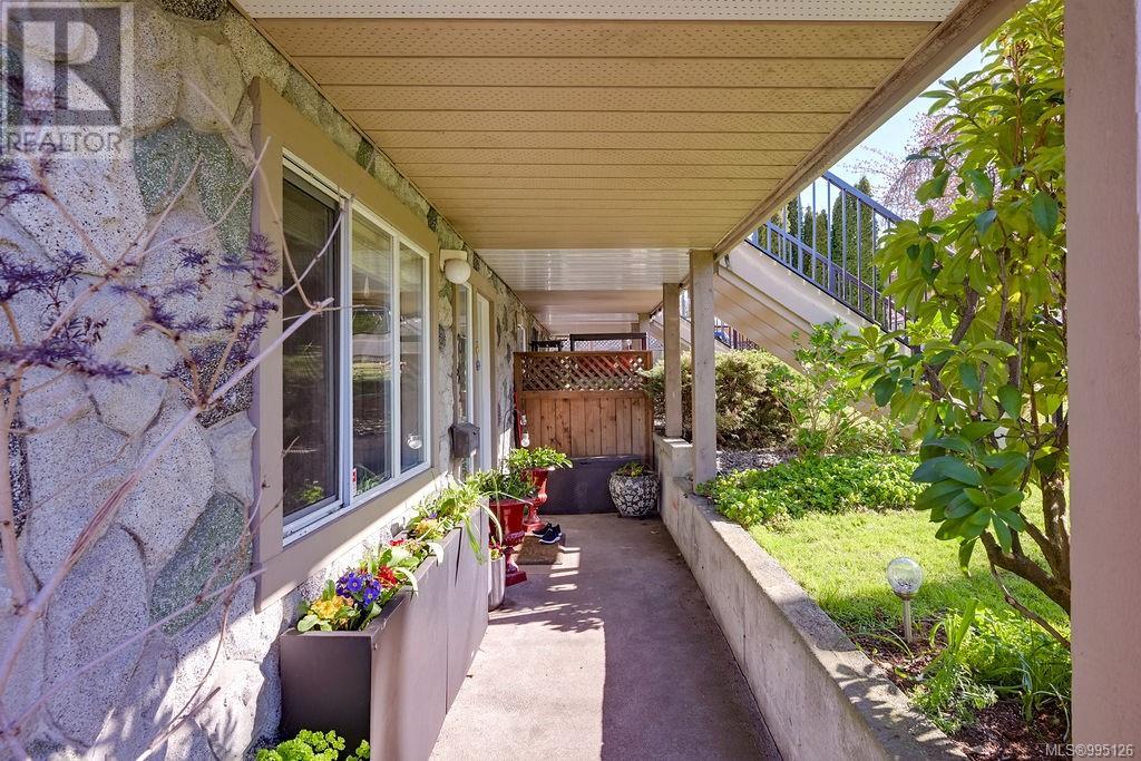 C 3159 Jackson St, Victoria, British Columbia  V8X 1E2 - Photo 4 - 995126