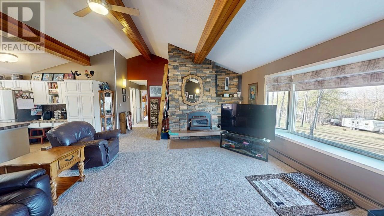 12207 244 Road, Fort St. John, British Columbia  V1J 4J3 - Photo 10 - R2997168
