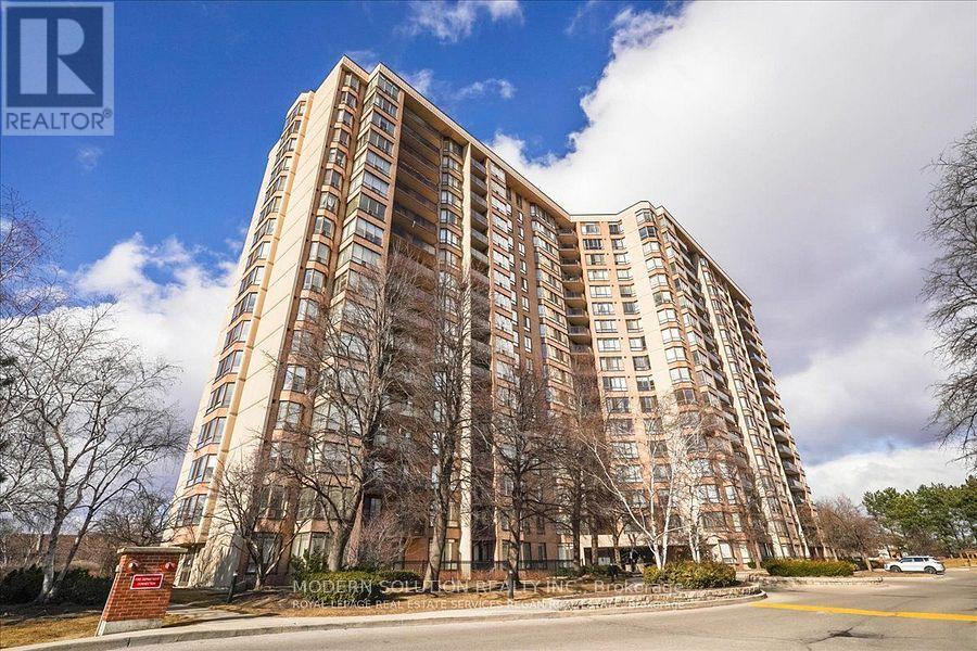 501 - 20 Cherrytree Drive, Brampton, Ontario  L6Y 3V1 - Photo 2 - W12120211