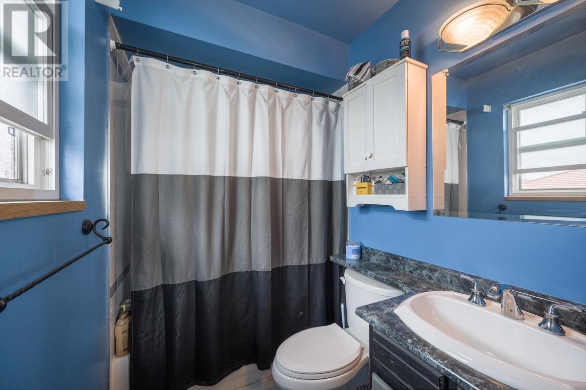 1360 Renfrew Street, Vancouver, British Columbia  V5K 4C4 - Photo 12 - R2997457
