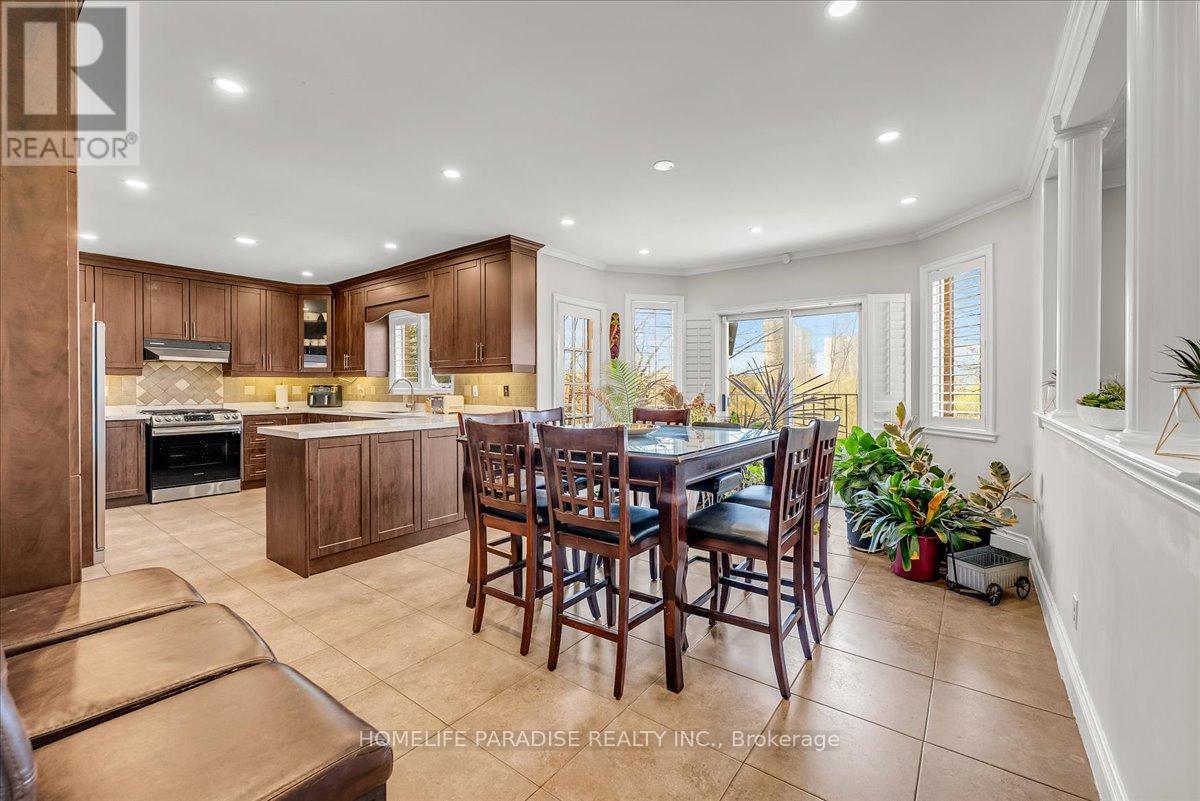 5192 Durie Road, Mississauga, Ontario  L5M 2C7 - Photo 17 - W12120362