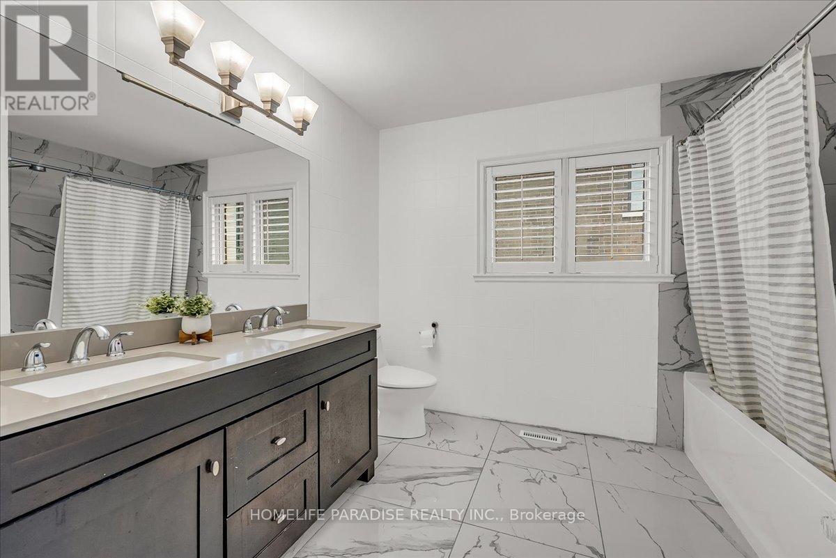 5192 Durie Road, Mississauga, Ontario  L5M 2C7 - Photo 32 - W12120362